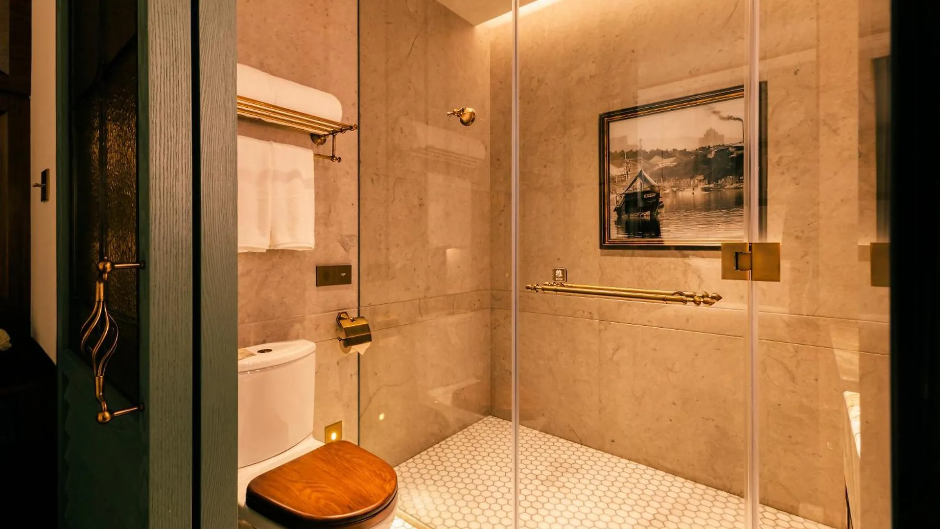 **  Hotel Central Makau Chiny